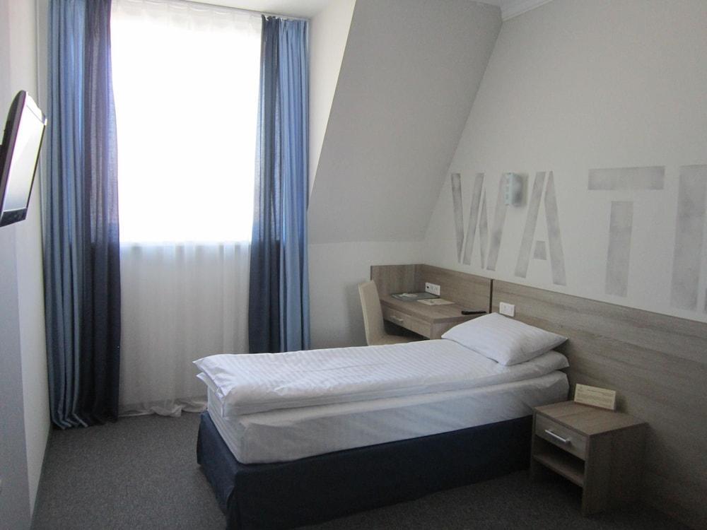 Practicotel Kiev Exterior foto